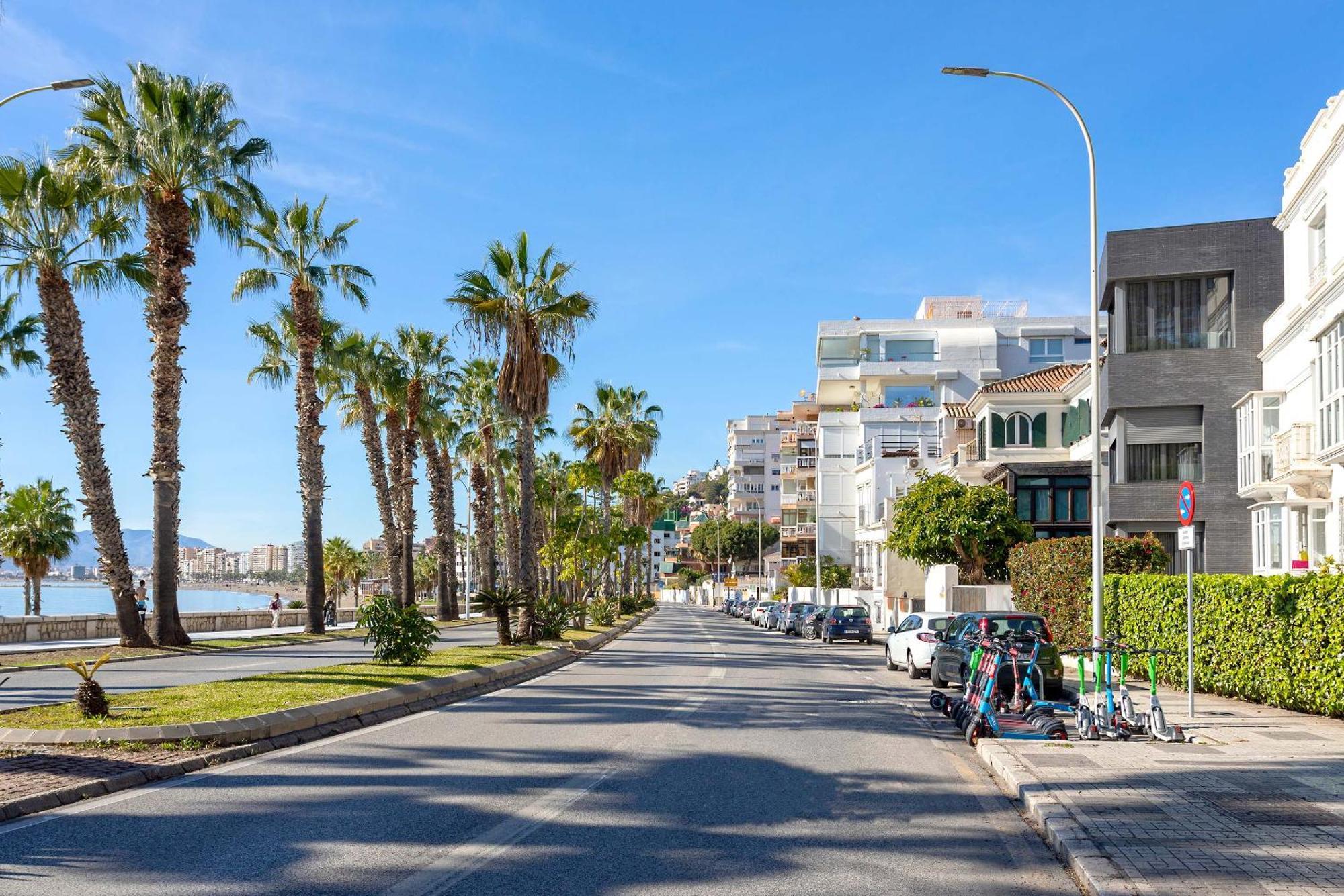 Genteel Home Paseo Maritimo Málaga Exteriör bild